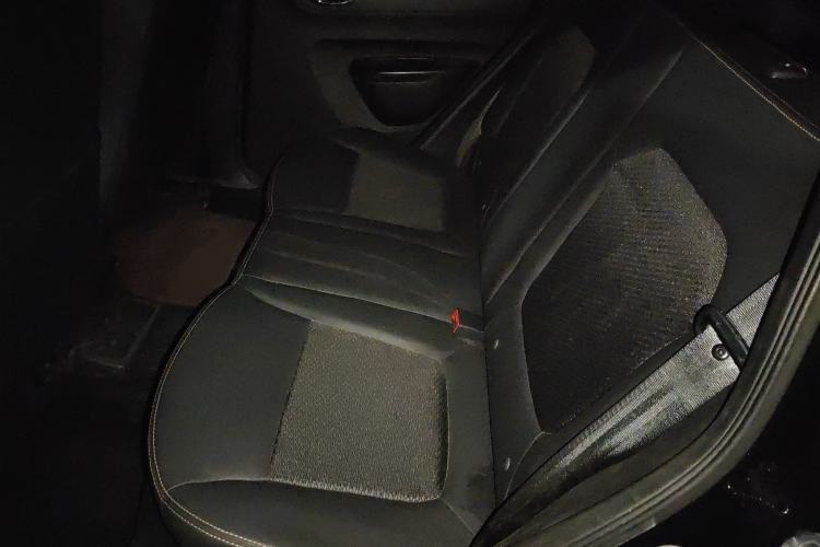 Used Dongfeng NAMMI BOX 2022 Chasing Wind Edition 331 km Standard Model Interior 4