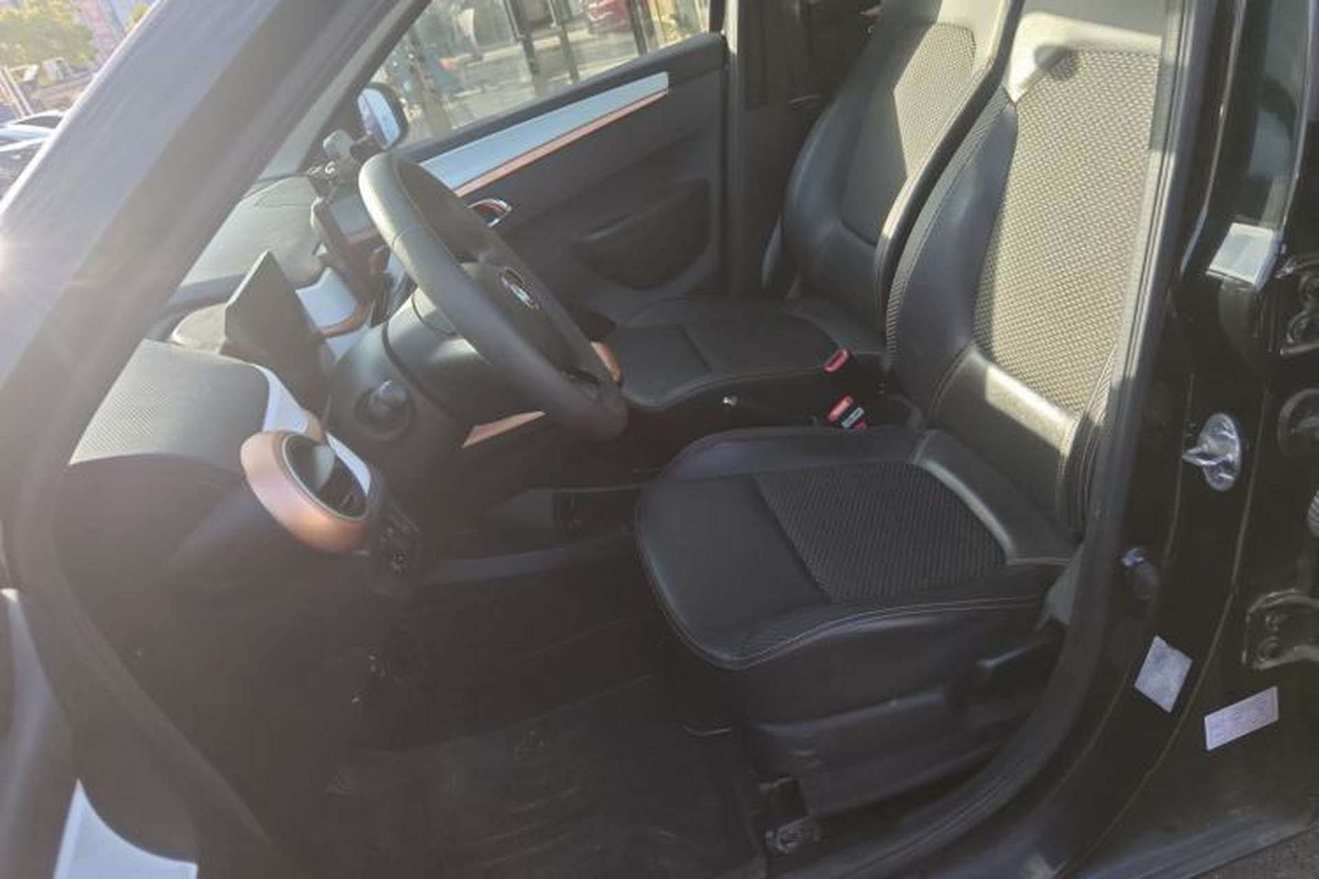 Used Dongfeng NAMMI BOX 2022 Chasing Wind Edition 331KM Advanced Model Left Front Seat