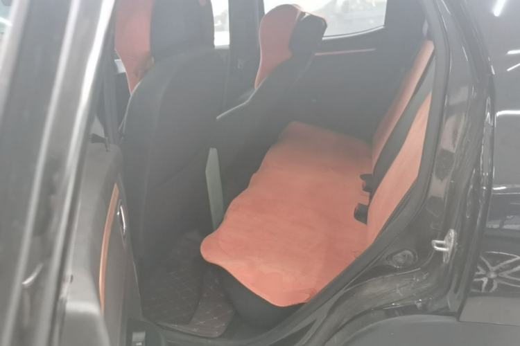 Used Dongfeng NAMMI BOX 2022 Chasing Wind Edition 331 km Standard Model Left Rear Seat