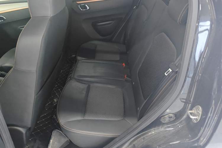 Used Dongfeng NAMMI BOX 2022 Light Wind Edition 201KM Lightning Model Left Rear Seat