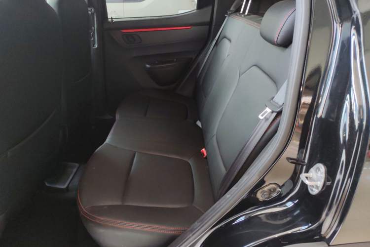 Used Dongfeng NAMMI BOX 2022 Chasing Wind Edition 331 km Standard Model Left Rear Seat