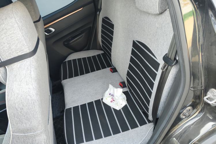 Used Dongfeng NAMMI BOX 2022 Chasing Wind Edition 331 km Standard Model Left Rear Seat