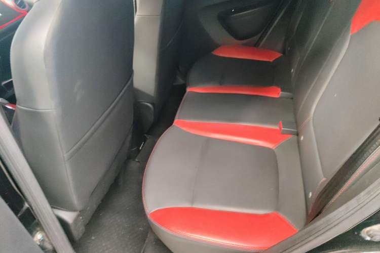Used Dongfeng NAMMI BOX 2022 Chasing Wind Edition 331KM Advanced Model Left Rear Seat