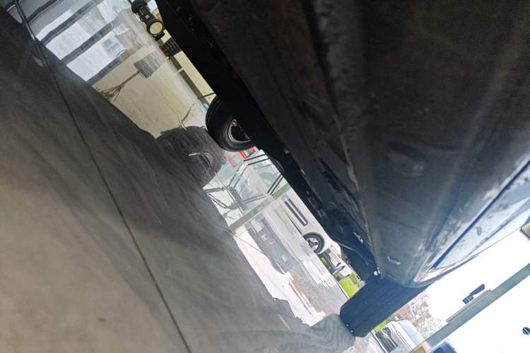 Used Dongfeng NAMMI BOX 2022 Light Wind Edition 201KM Lightning Model Left Side Sill