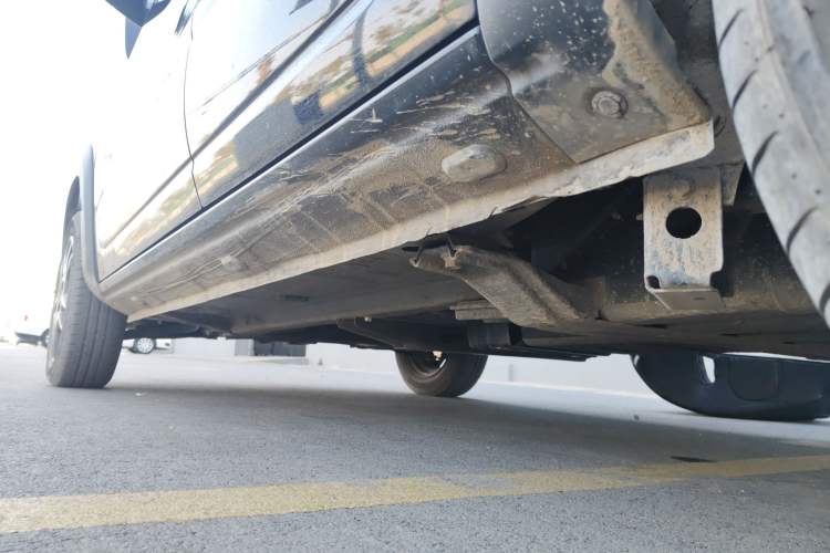 Used Dongfeng NAMMI BOX 2022 Chasing Wind Edition 331 km Standard Model Left Side Sill