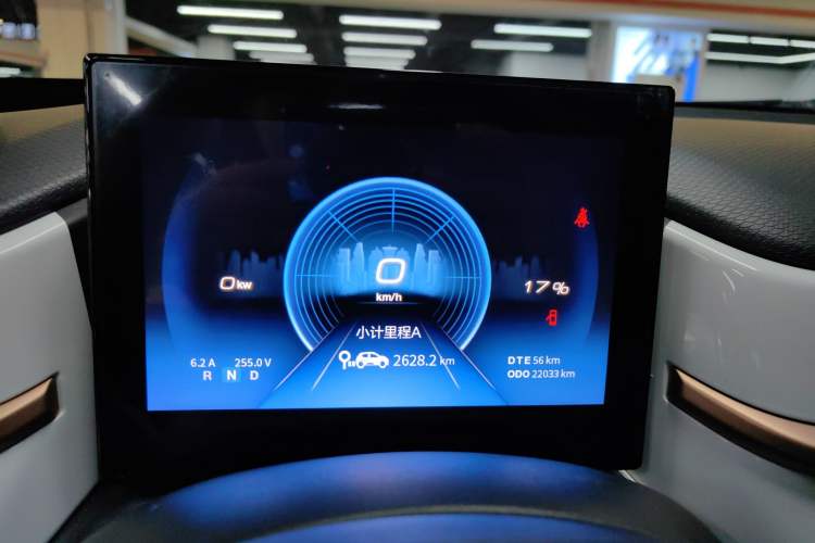 Used Dongfeng NAMMI BOX 2022 Chasing Wind Edition 331 km Standard Model Odometer Close Up