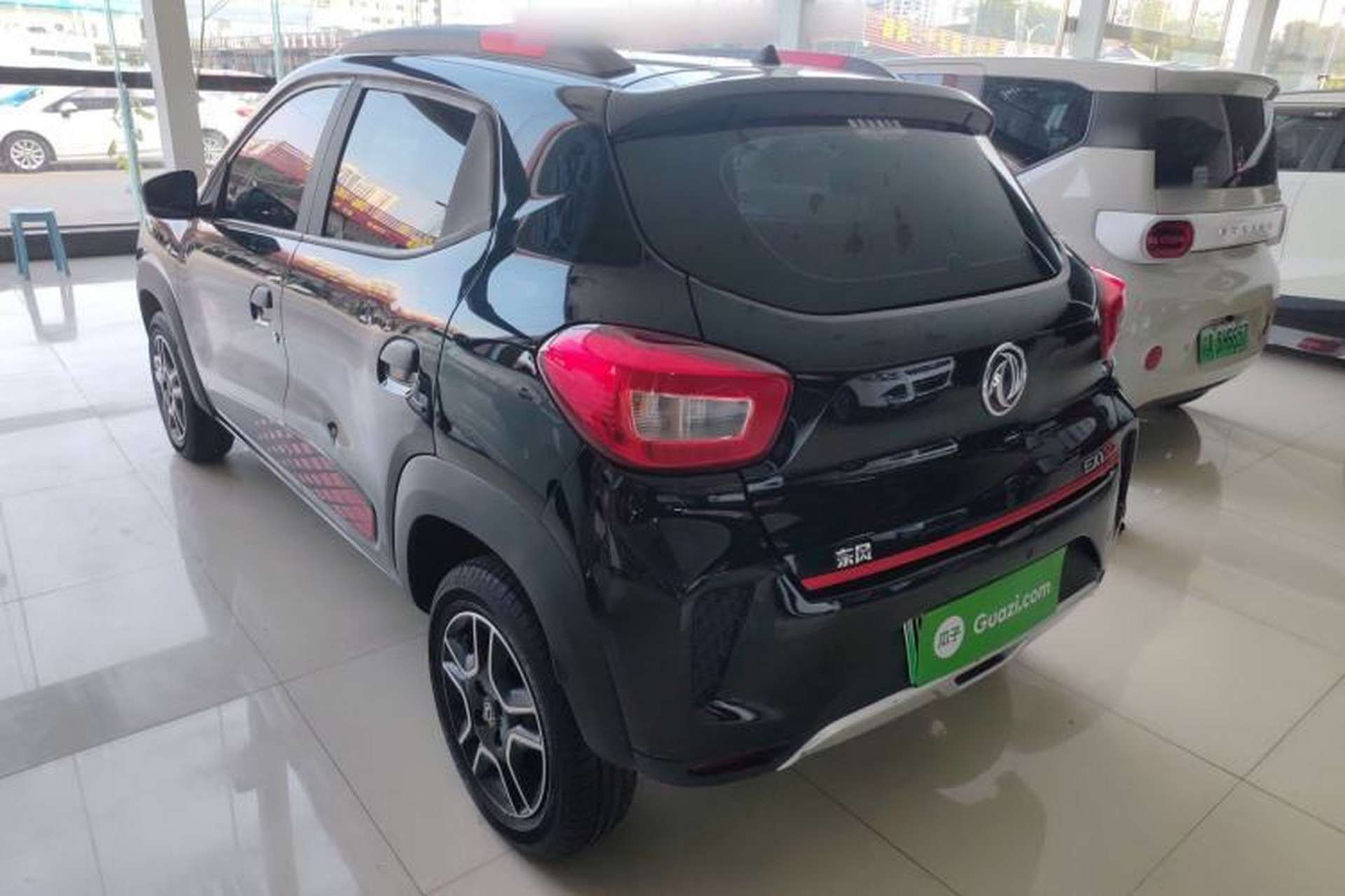 Used Dongfeng NAMMI BOX 2022 Chasing Wind Edition 331 km Standard Model Rear Left 45 Deg