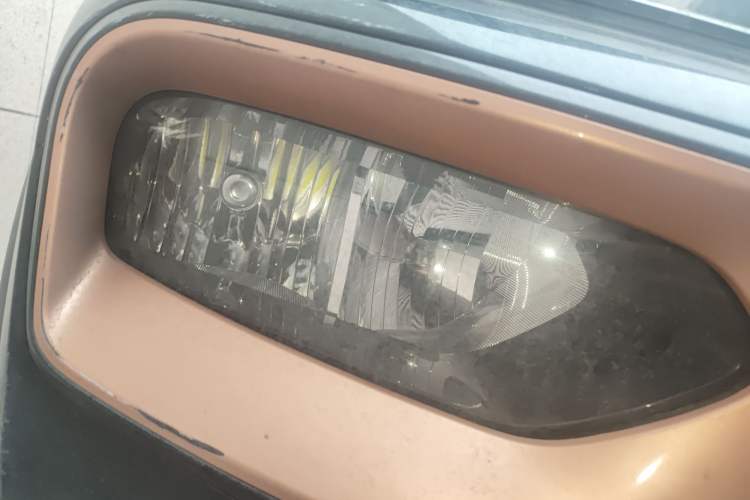 Used Dongfeng NAMMI BOX 2022 Chasing Wind Edition 331 km Standard Model Right Front Headlight
