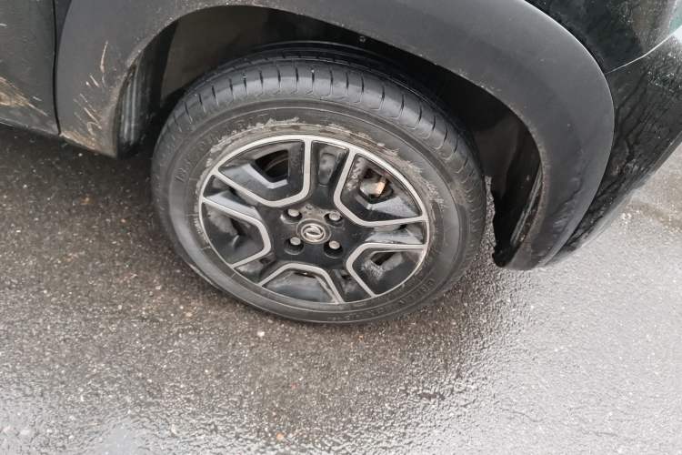 Used Dongfeng NAMMI BOX 2022 Chasing Wind Edition 331 km Standard Model Right Front Wheel Hub