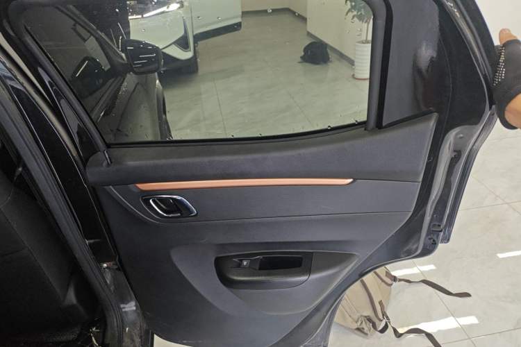 Used Dongfeng NAMMI BOX 2022 Light Wind Edition 201KM Lightning Model Right Rear Door Interior