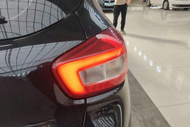 Used Dongfeng NAMMI BOX 2022 Chasing Wind Edition 331KM Advanced Model Right Rear Taillight