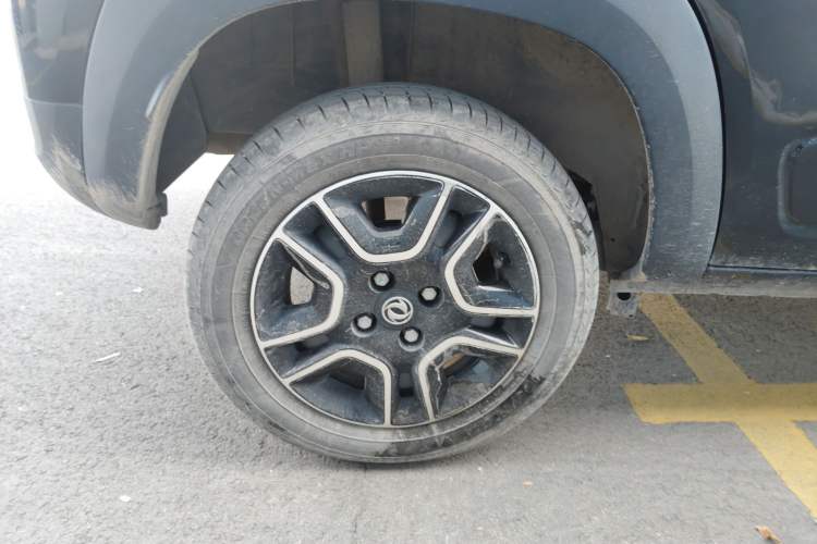 Used Dongfeng NAMMI BOX 2022 Chasing Wind Edition 331 km Standard Model Right Rear Wheel Hub