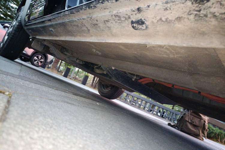 Used Dongfeng NAMMI BOX 2022 Chasing Wind Edition 331 km Standard Model Right Side Sill