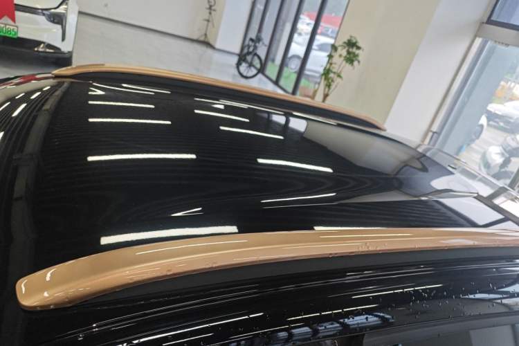 Used Dongfeng NAMMI BOX 2022 Light Wind Edition 201KM Lightning Model Roof