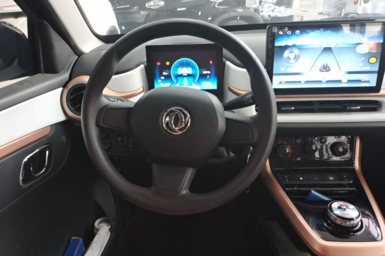Used Dongfeng NAMMI BOX 2022 Chasing Wind Edition 331 km Standard Model Steering Wheel
