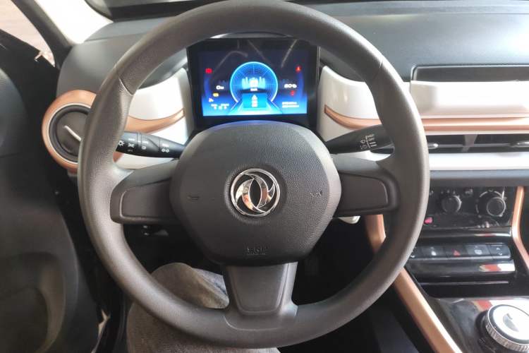 Used Dongfeng NAMMI BOX 2022 Chasing Wind Edition 331 km Standard Model Steering Wheel