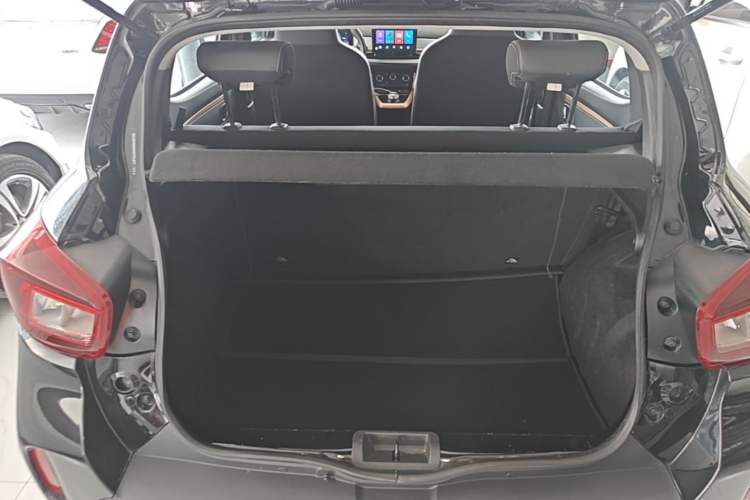 Used Dongfeng NAMMI BOX 2022 Chasing Wind Edition 331KM Advanced Model Trunk