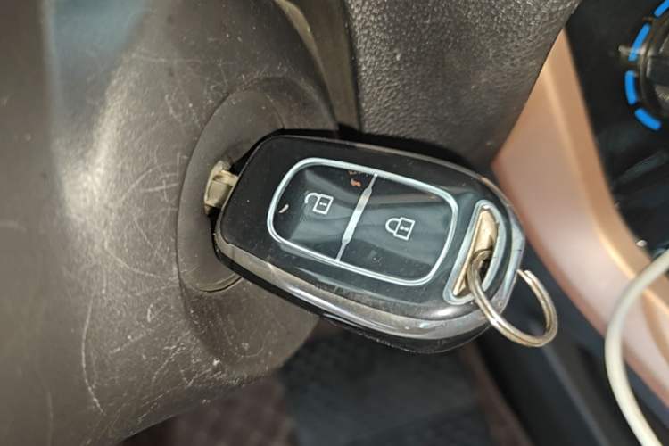 Used Dongfeng NAMMI BOX 2022 Chasing Wind Edition 331KM Advanced Model Vehicle Key