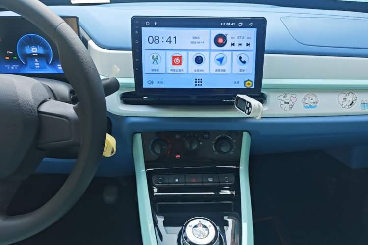 Used Dongfeng NAMMI BOX 2022 Chasing Wind Edition 331KM Advanced Model Audio And AC Panel