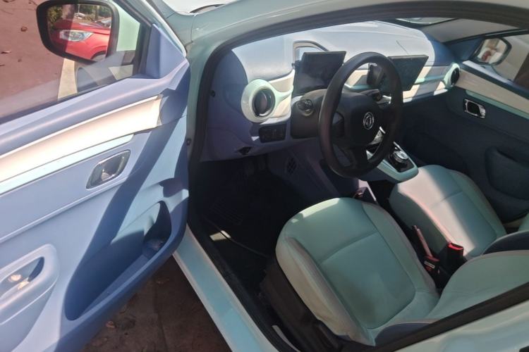 Used Dongfeng NAMMI BOX 2022 Revised Light Wind Edition 201 km Standard Version Driver Seat