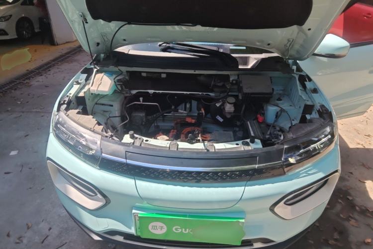 Used Dongfeng NAMMI BOX 2022 Revised Light Wind Edition 201 km Standard Version Engine Bay