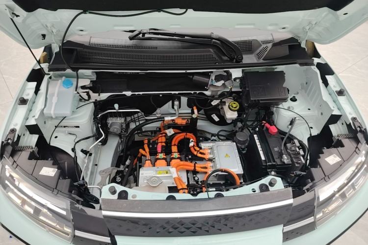 Used Dongfeng NAMMI BOX 2022 Light Wind Edition 201KM Lightning Model Engine Bay