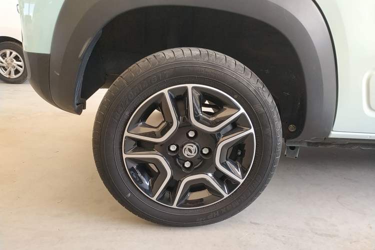 Used Dongfeng NAMMI BOX 2022 Chasing Wind Edition 331 km Standard Model Exterior 5