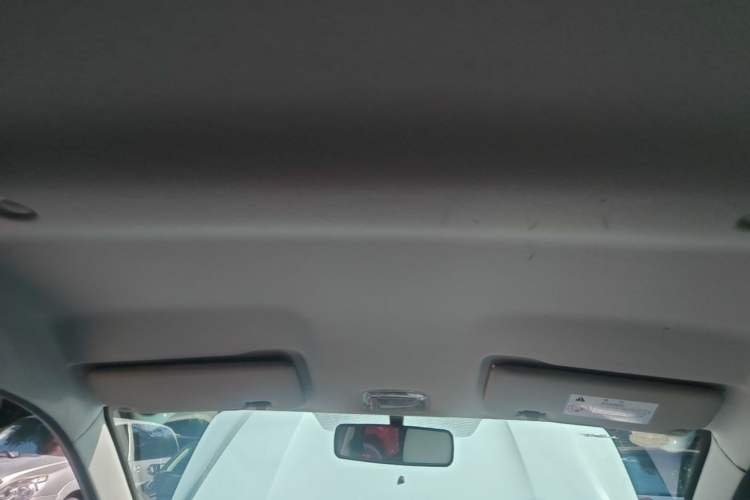 Used Dongfeng NAMMI BOX 2022 Revised Light Wind Edition 201 km Standard Version Headliner