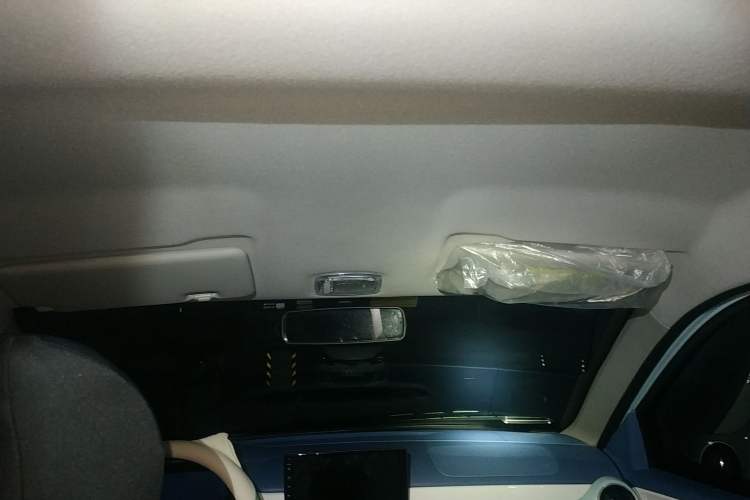 Used Dongfeng NAMMI BOX 2022 Light Wind Edition 201KM Lightning Model Headliner