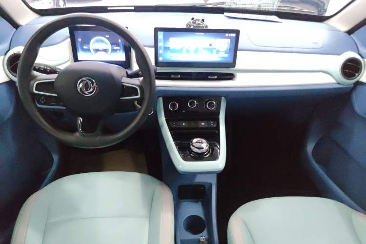Used Dongfeng NAMMI BOX 2022 Chasing Wind Edition 351 km Advanced Model Interior 2