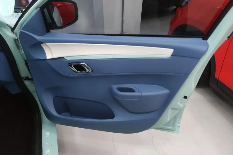 Used Dongfeng NAMMI BOX 2022 Chasing Wind Edition 351 km Advanced Model Interior 5