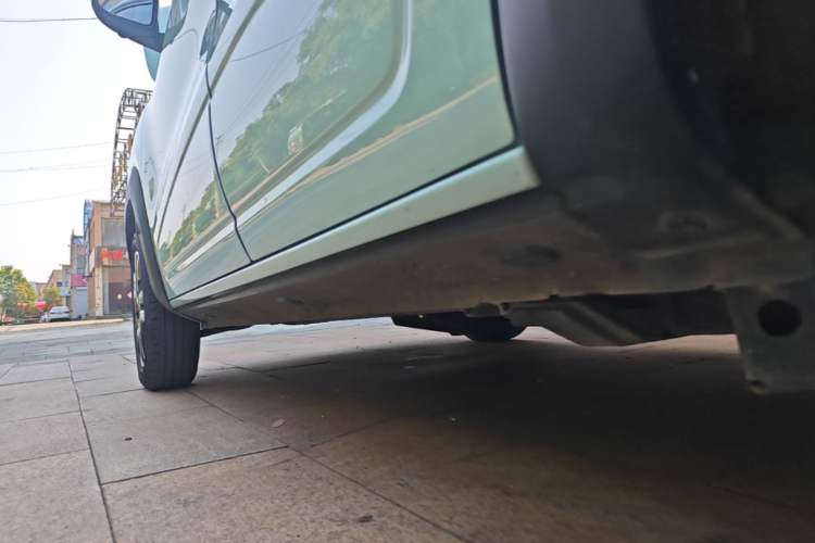Used Dongfeng NAMMI BOX 2022 Chasing Wind Edition 331KM Advanced Model Left Side Sill