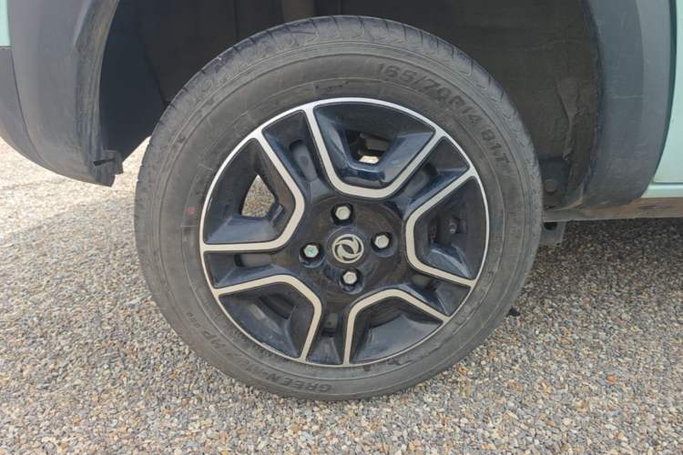 Used Dongfeng NAMMI BOX 2022 Chasing Wind Edition 331KM Advanced Model Right Rear Wheel Hub