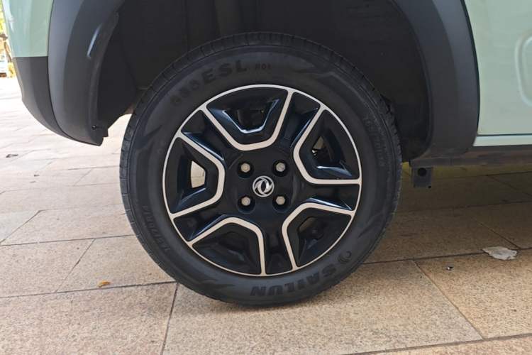 Used Dongfeng NAMMI BOX 2022 Chasing Wind Edition 331KM Advanced Model Right Rear Wheel Hub