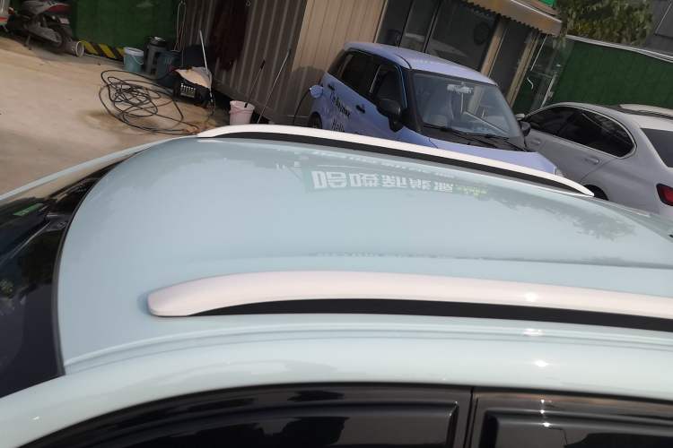 Used Dongfeng NAMMI BOX 2022 Revised Light Wind Edition 201 km Standard Version Roof