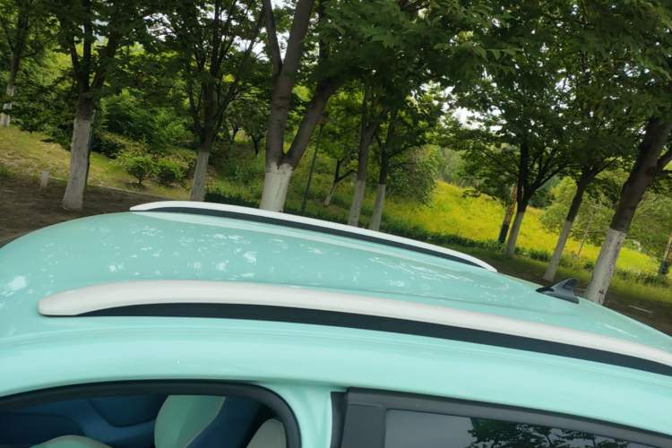 Used Dongfeng NAMMI BOX 2022 Revised Light Wind Edition 201 km Standard Version Roof