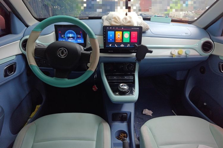 Used Dongfeng NAMMI BOX 2022 Revised Light Wind Edition 201 km Standard Version Center Console
