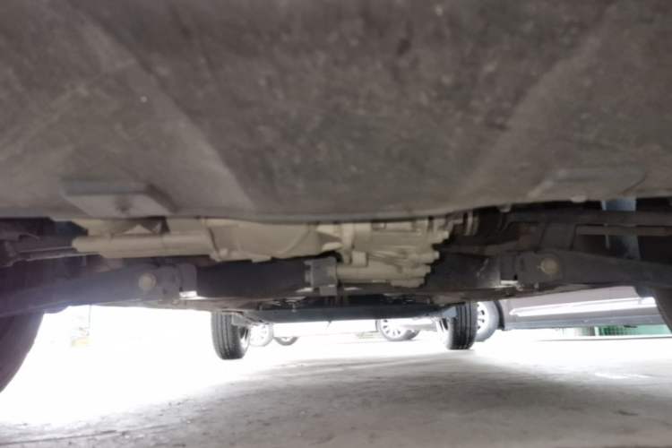 Used Dongfeng NAMMI BOX 2022 Light Wind Edition 201KM Advanced Model Chassis Front