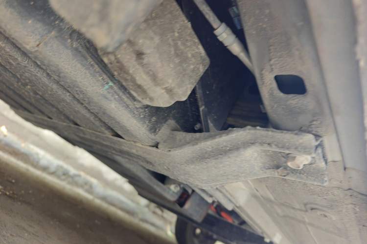Used Dongfeng NAMMI BOX 2022 Revised Light Wind Edition 201 km Standard Version Chassis Rear Right
