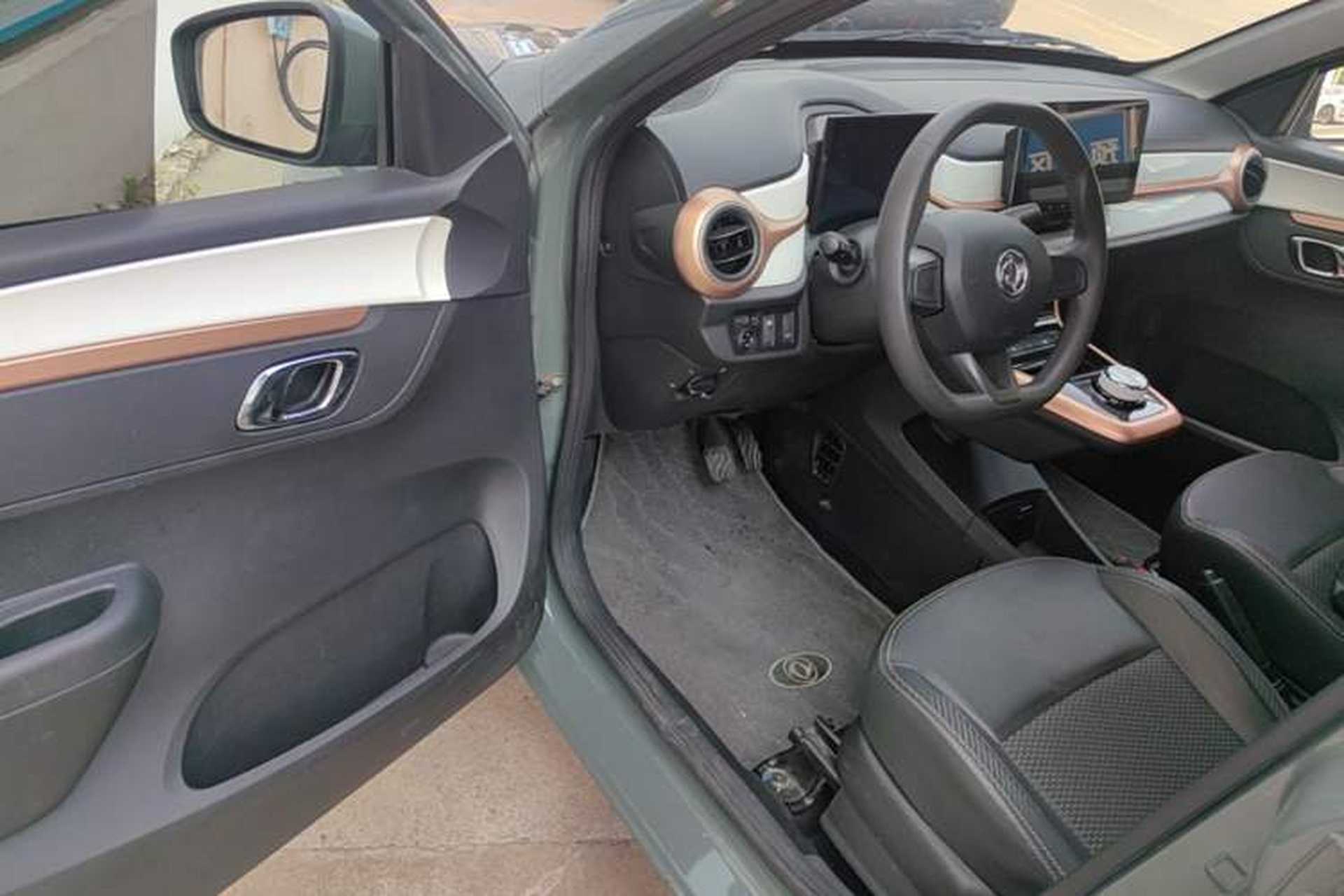 Used Dongfeng NAMMI BOX 2022 Champion Edition Light Wind Version 201KM Standard Model Driver Seat