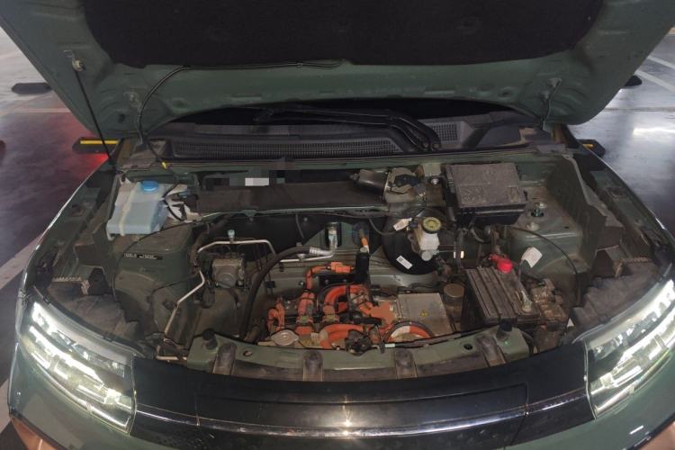 Used Dongfeng NAMMI BOX 2022 Revised Light Wind Edition 201 km Standard Version Engine Bay