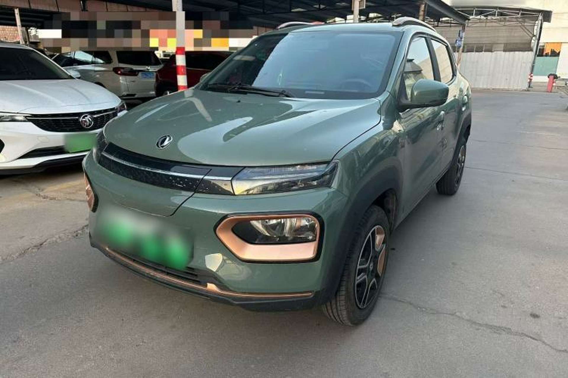 Used Dongfeng NAMMI BOX 2022 Champion Edition Light Wind Version 201KM Standard Model Front Left 45 Deg