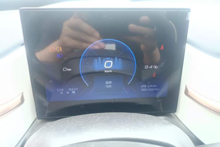 Used Dongfeng NAMMI BOX 2022 Revised Light Wind Edition 201 km Standard Version Instrument Cluster