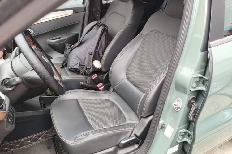 Used Dongfeng NAMMI BOX 2022 Champion Edition Light Wind Version 201KM Standard Model Left Front Seat