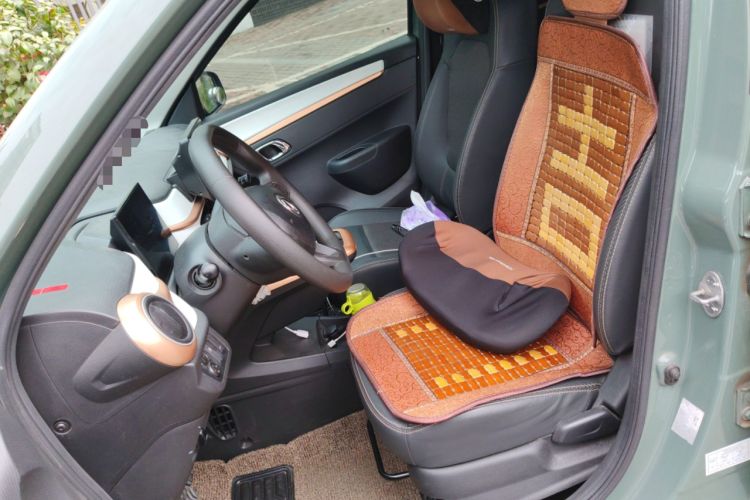 Used Dongfeng NAMMI BOX 2022 Revised Light Wind Edition 201 km Standard Version Left Front Seat