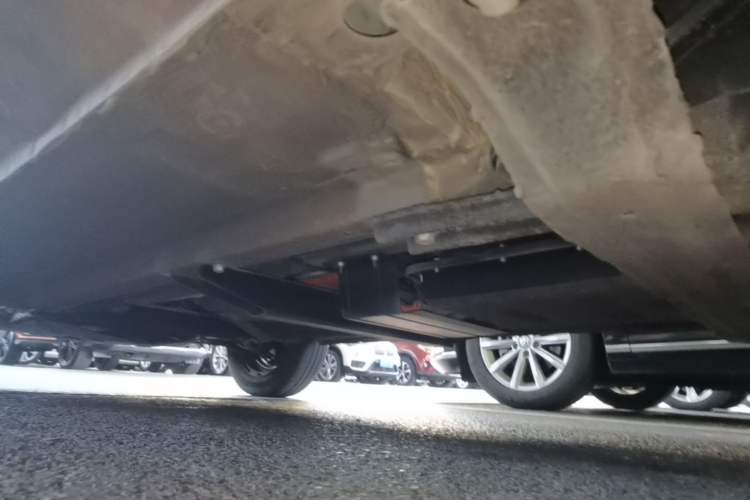 Used Dongfeng NAMMI BOX 2022 Champion Edition Light Wind Version 201KM Standard Model Left Side Sill