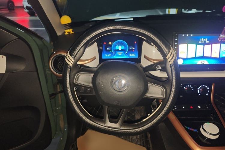 Used Dongfeng NAMMI BOX 2022 Revised Light Wind Edition 201 km Standard Version Steering Wheel