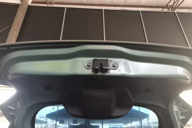 Used Dongfeng NAMMI BOX 2022 Champion Edition Light Wind Version 201KM Standard Model Trunk