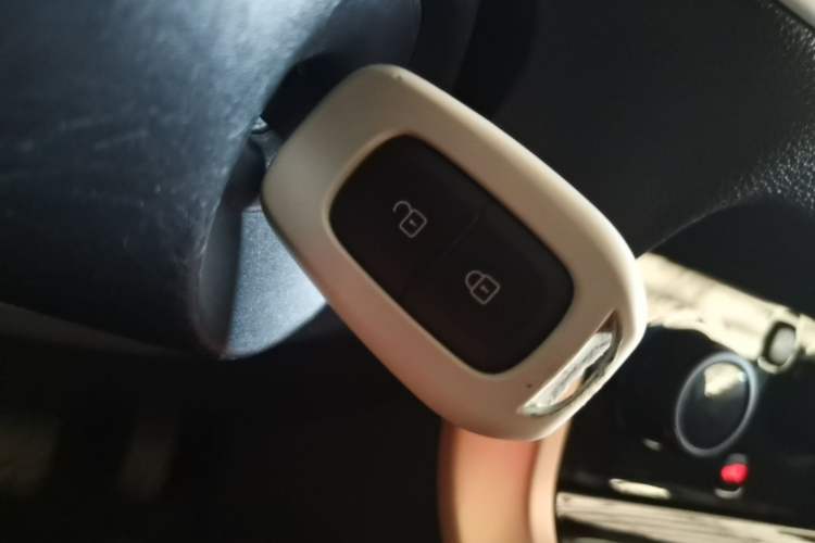 Used Dongfeng NAMMI BOX 2022 Champion Edition Light Wind Version 201KM Standard Model Vehicle Key