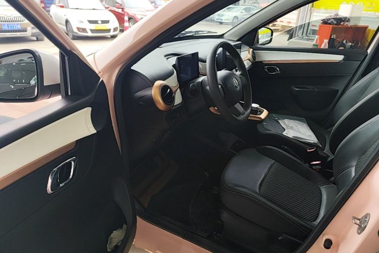 Used Dongfeng NAMMI BOX 2022 Revised Light Wind Edition 201 km Standard Version Driver Seat